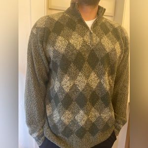 Loro Piana Cashmere sweater, size XL. Stunning !